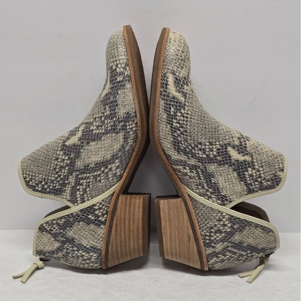 Sofft Abena Snakeskin Python Embossed Genuine Leather Ankle Boots Booties 9.5 - Picture 5 of 11